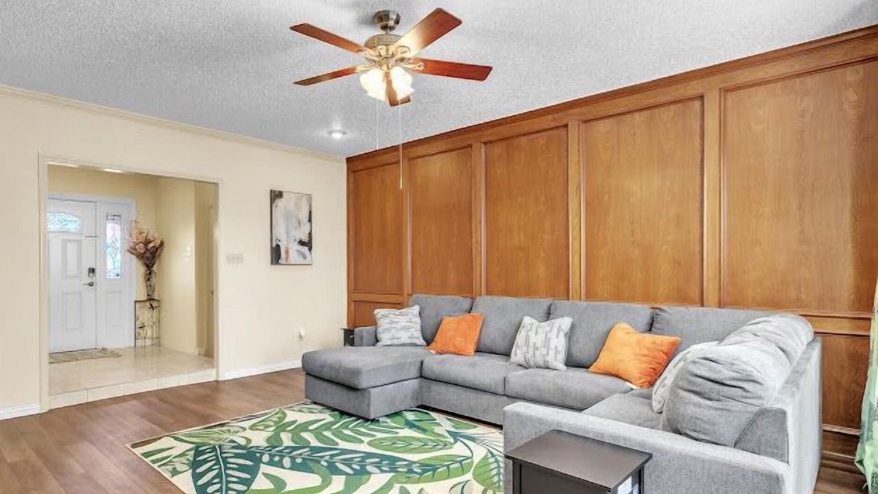 Photo of Livingroom in Mesquite