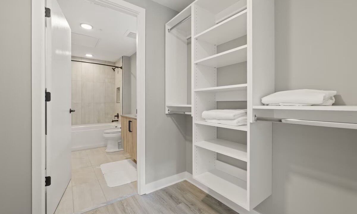 Photo of Bedroom in Navy Yard