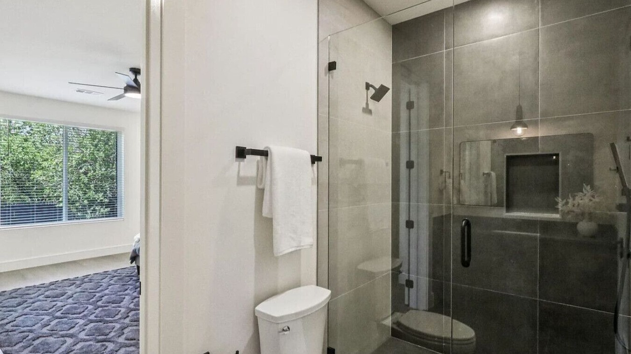 Photo of Bathroom in Allandale