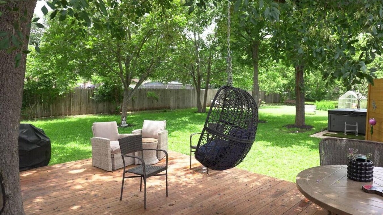 Photo of Outdoor in McNeil