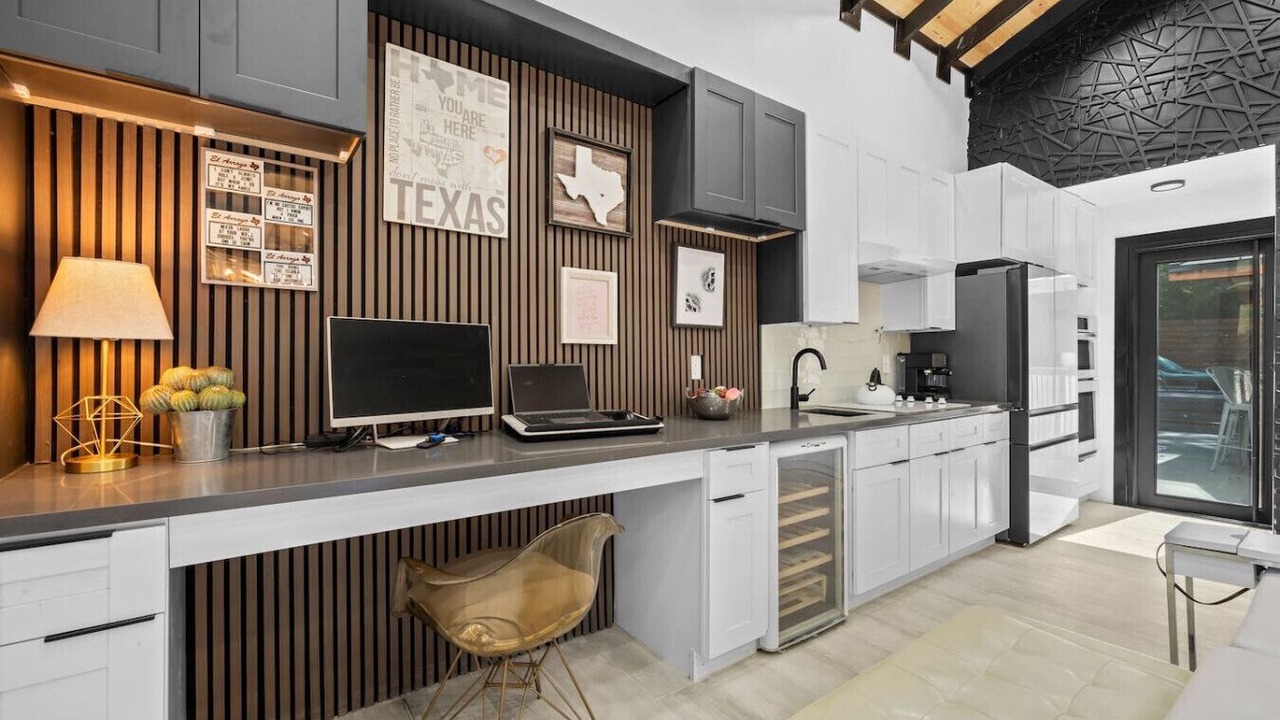 Photo of Kitchen in South Lamar