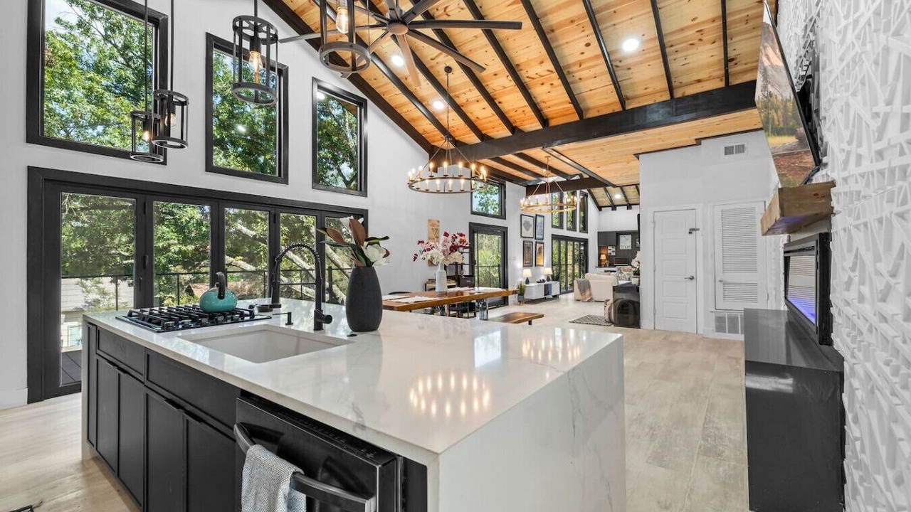 Photo of Kitchen in South Lamar