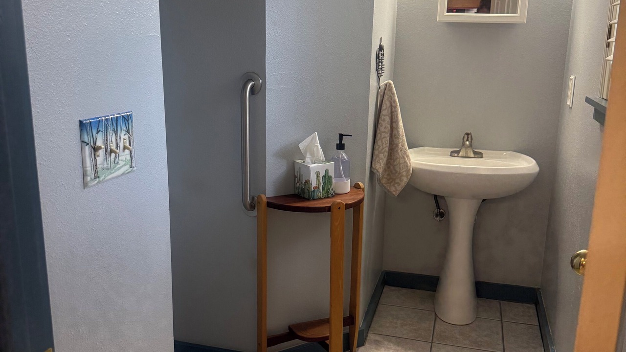 Photo of Bathroom in Manor