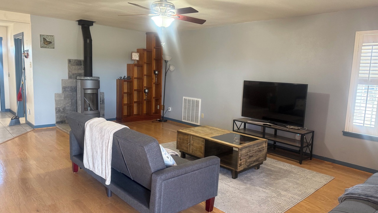 Photo of Livingroom in Manor