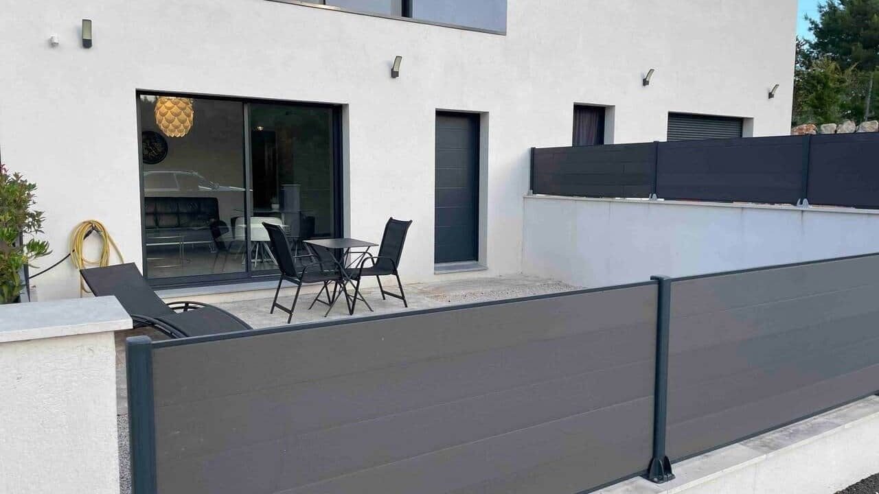 Photo of Patio Balcony in Le Puy-Sainte-Reparade