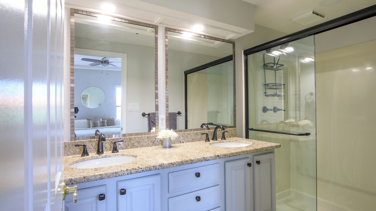 Photo of Bathroom in McCormick Ranch