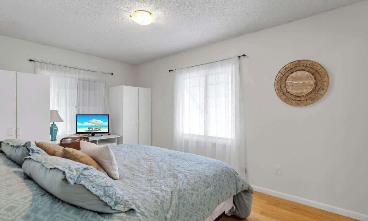 Photo of Bedroom in Midtown