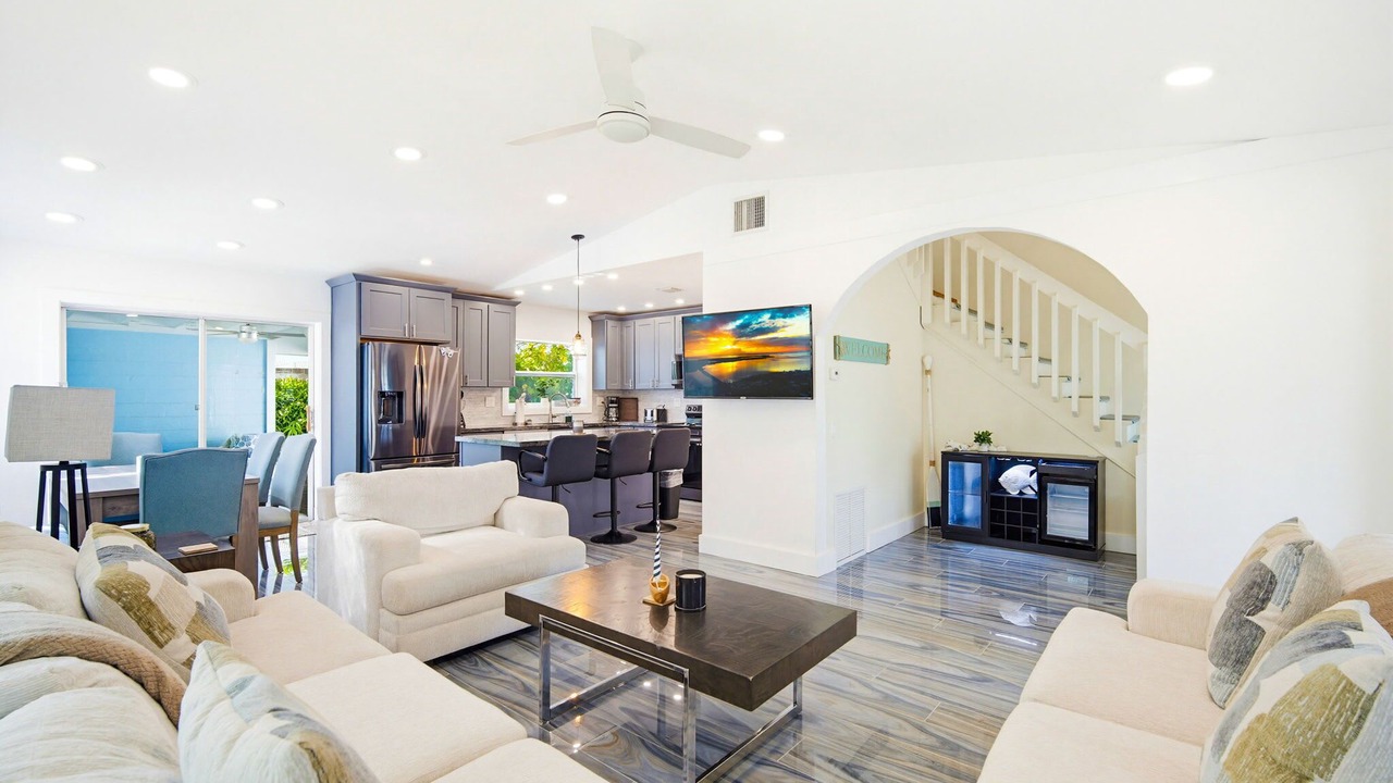 Photo of Livingroom in Midtown