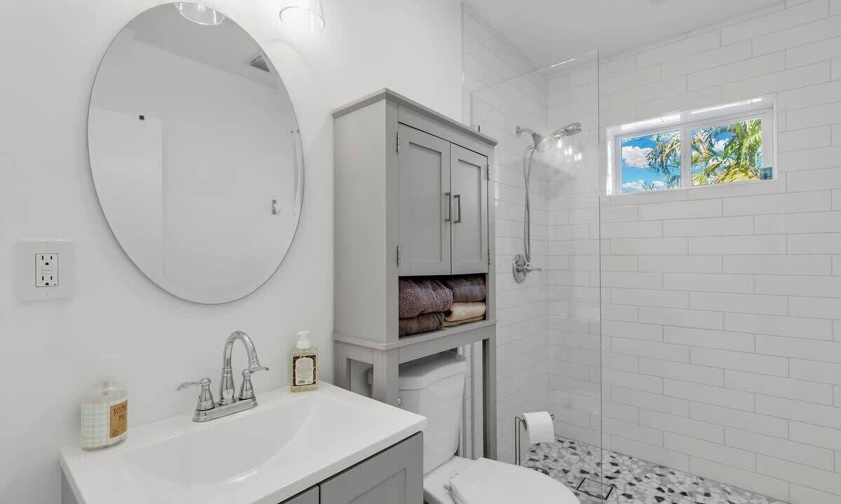 Photo of Bathroom in Midtown