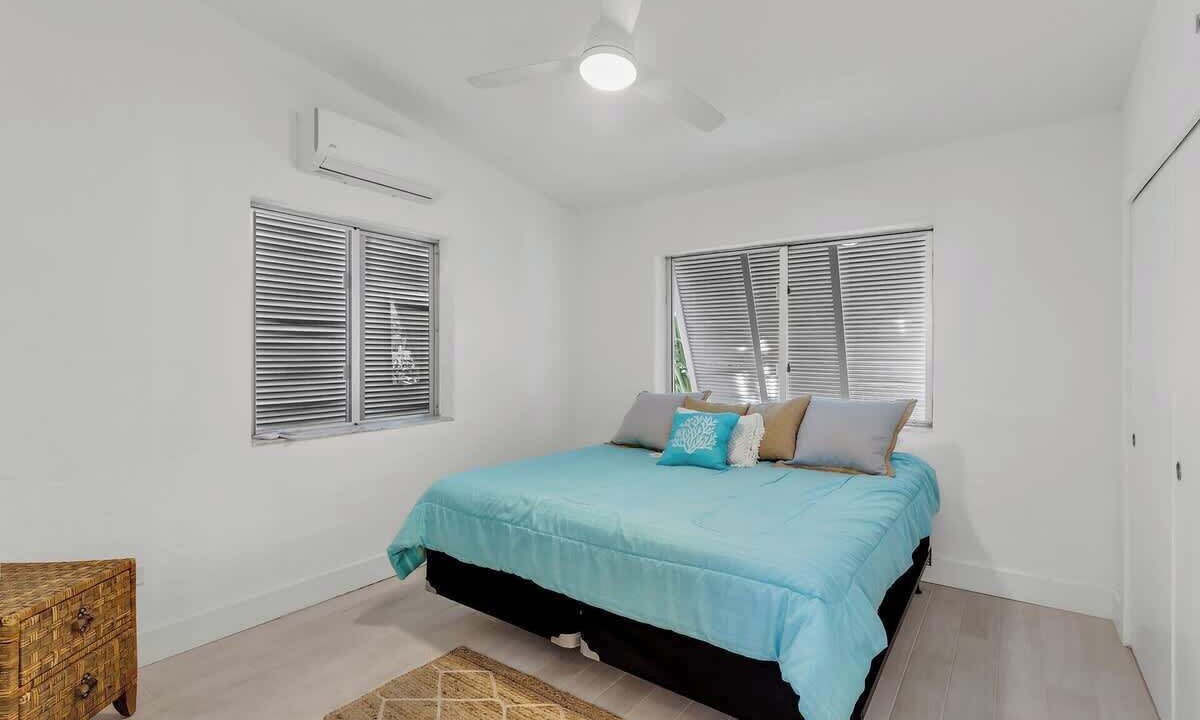 Photo of Bedroom in Midtown