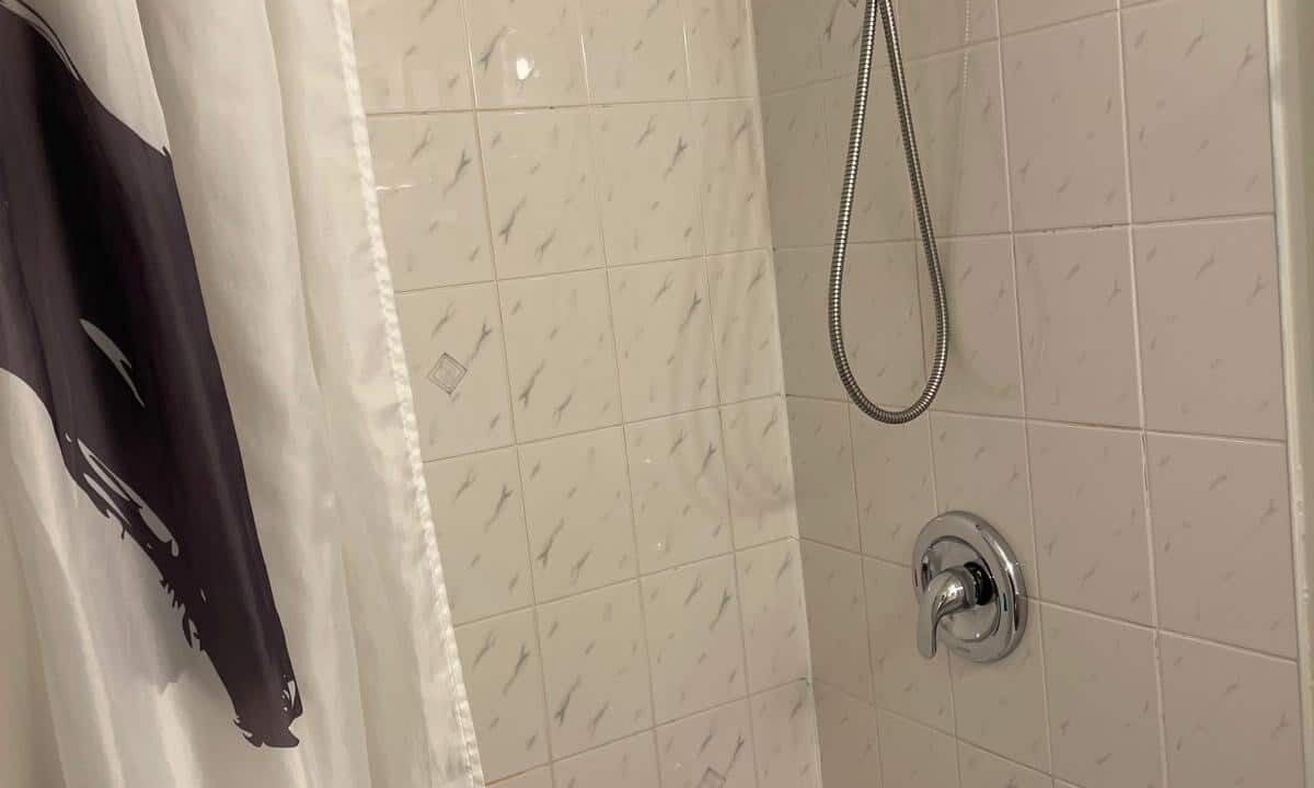 Photo of Bathroom in Briar Hill - Belgravia