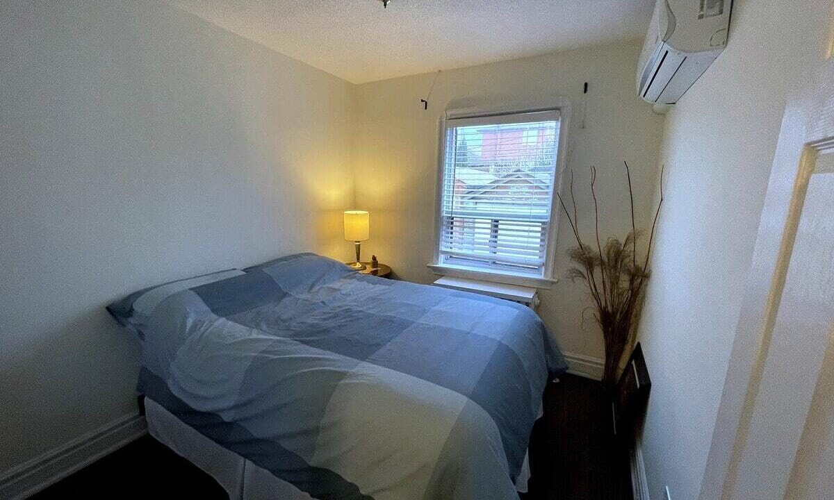 Photo of Bedroom in Briar Hill - Belgravia