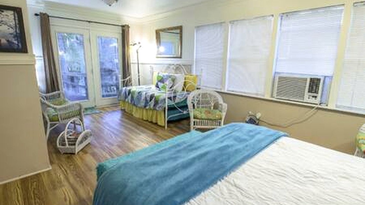 Photo of Bedroom in Karnack