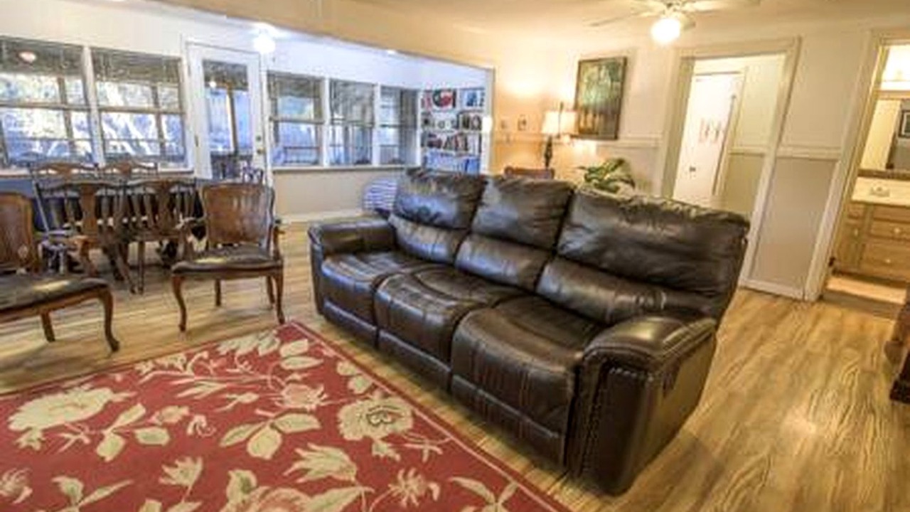 Photo of Livingroom in Karnack