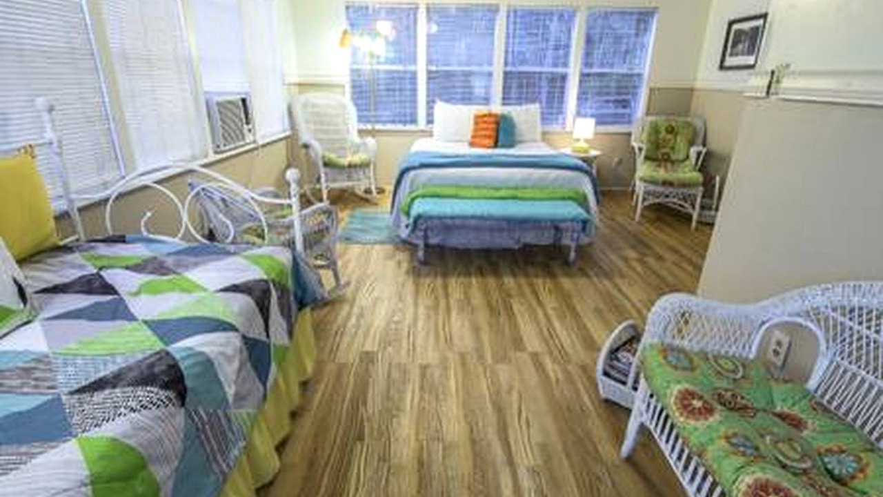 Photo of Bedroom in Karnack