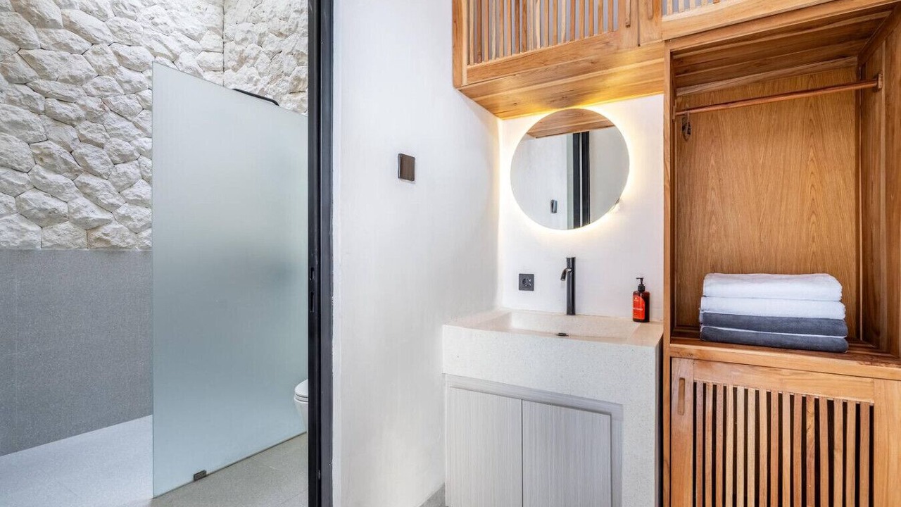 Photo of Bathroom in Munggu