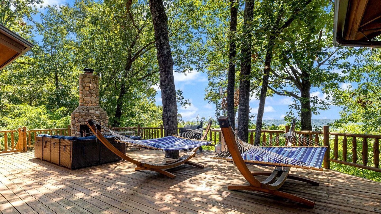 Photo of Patio Balcony in Mayes County