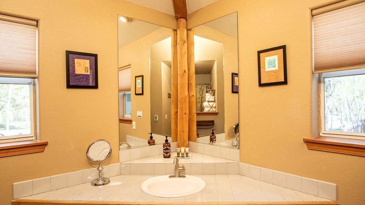 Photo of Bathroom in Salida