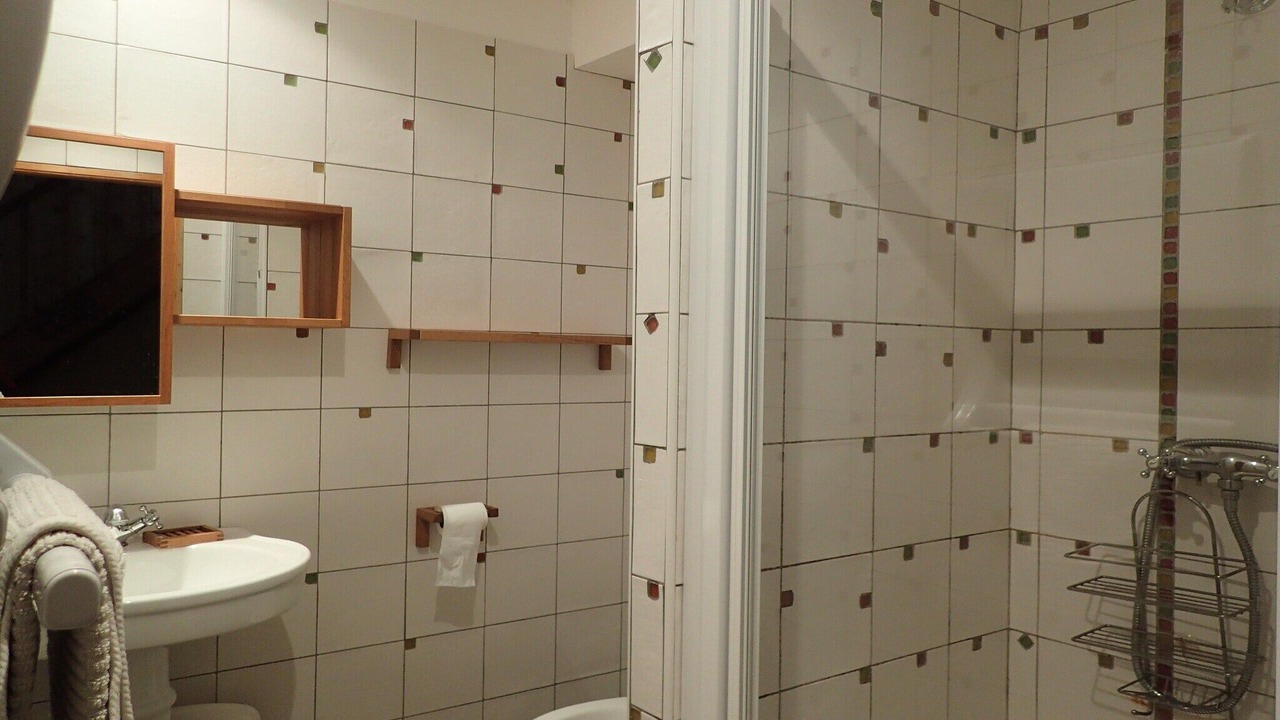Photo of Bathroom in Fontiers-Cabardes