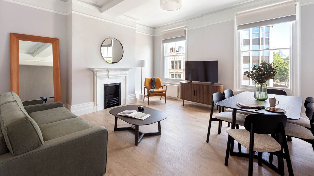 Photo of Livingroom in Bishop's