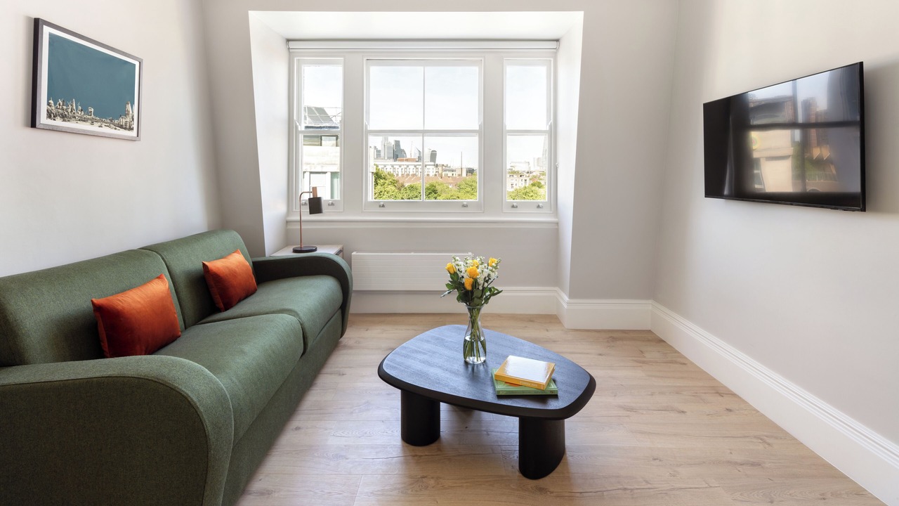 Photo of Livingroom in Bishop's