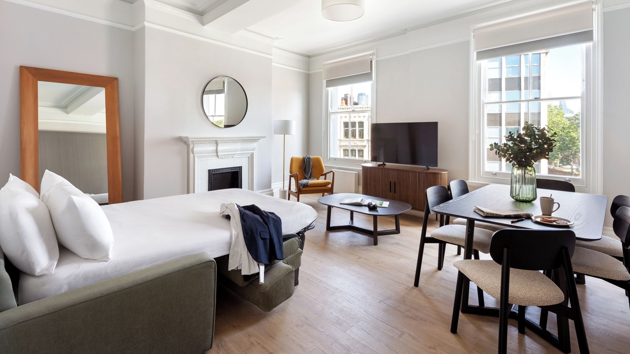 Photo of Livingroom in Bishop's