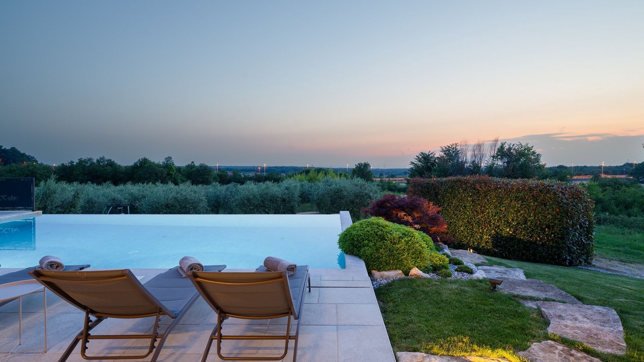 Photo of Outdoor in Farini