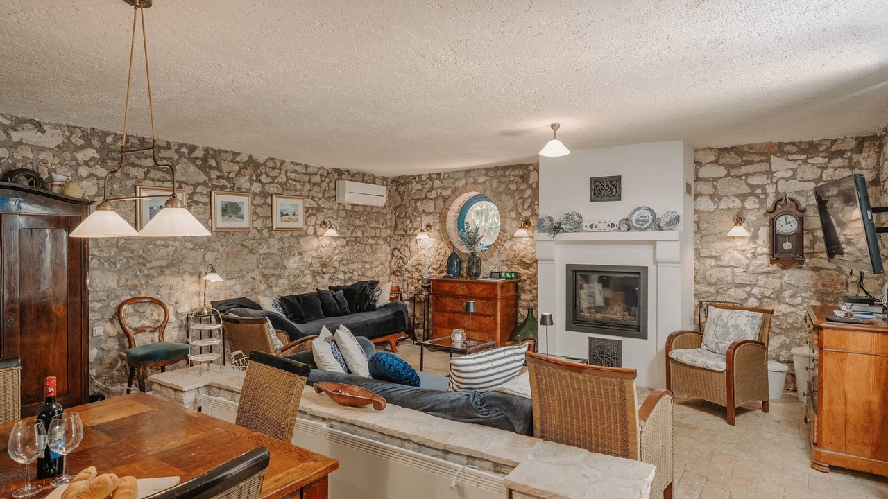Photo of Livingroom in Musalez