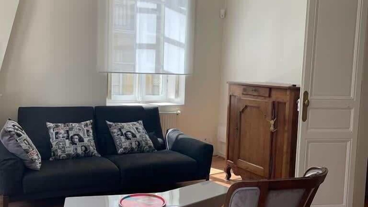 Photo of Livingroom in Hotel de Ville - Quinconces