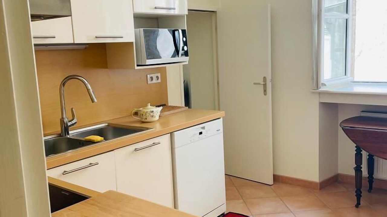 Photo of Kitchen in Hotel de Ville - Quinconces