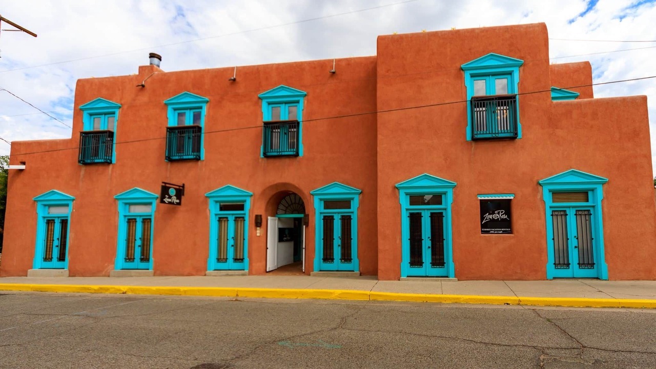 Photo of Others in Downtown Santa Fe