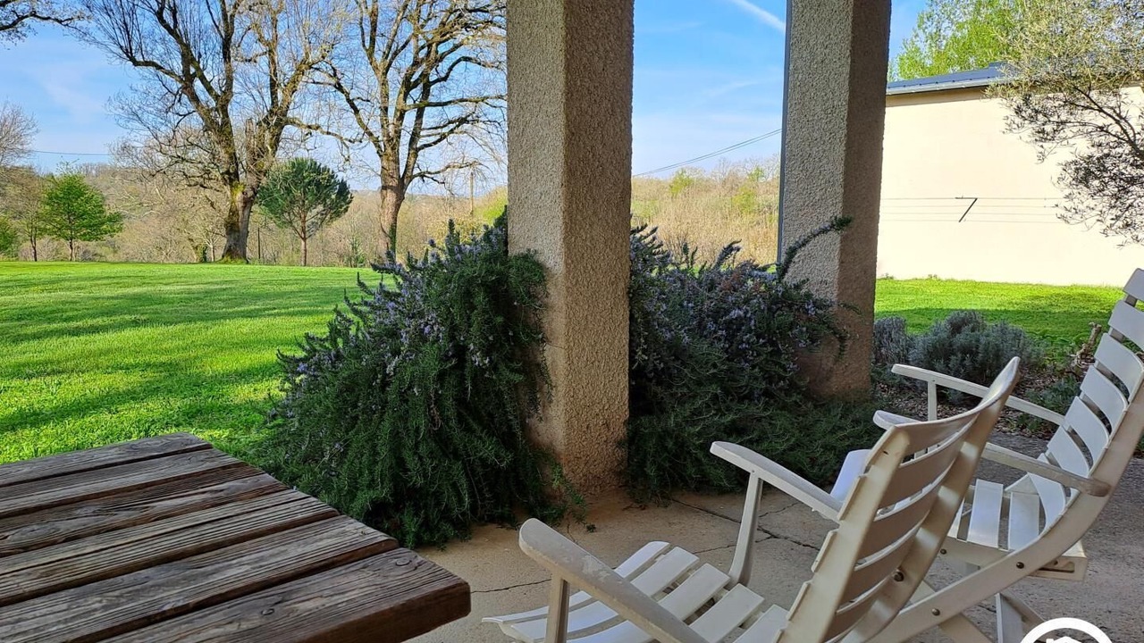 Photo of Patio Balcony in Burlats