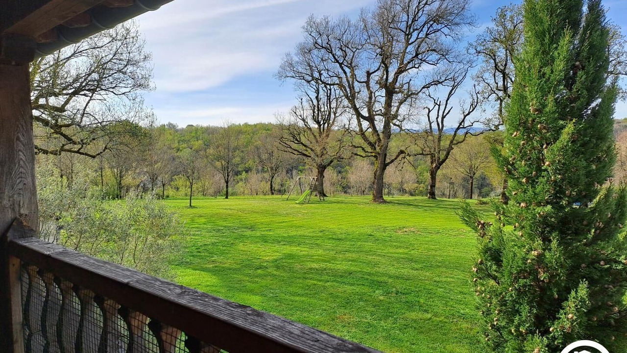 Photo of Outdoor in Burlats