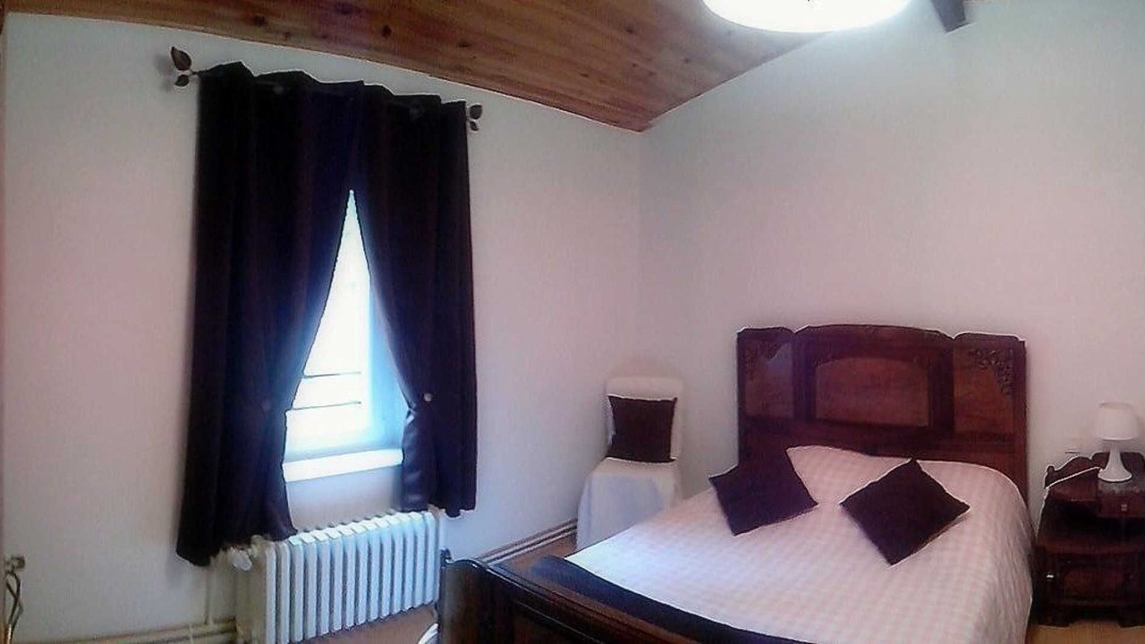Photo of Bedroom in Bout-du-Pont-de-Larn