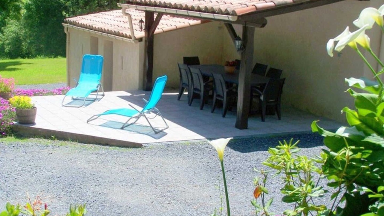 Photo of Outdoor in Bout-du-Pont-de-Larn