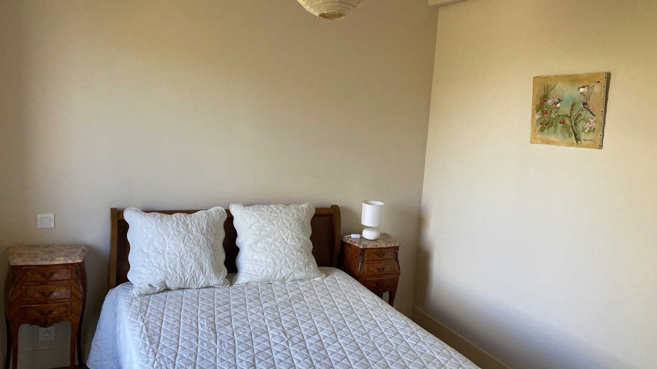 Photo of Bedroom in Saint-Pierre-de-Trivisy