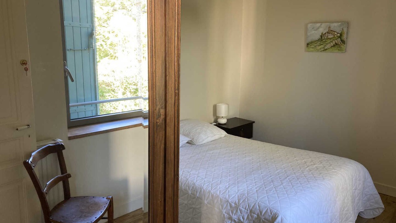 Photo of Bedroom in Saint-Pierre-de-Trivisy