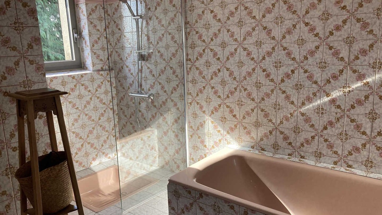 Photo of Bathroom in Saint-Pierre-de-Trivisy