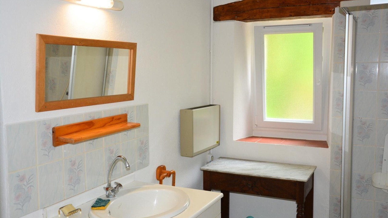 Photo of Bathroom in Saint-Salvy-de-la-Balme