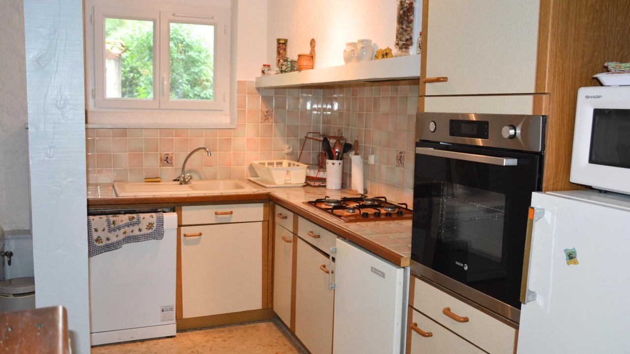 Photo of Kitchen in Saint-Salvy-de-la-Balme