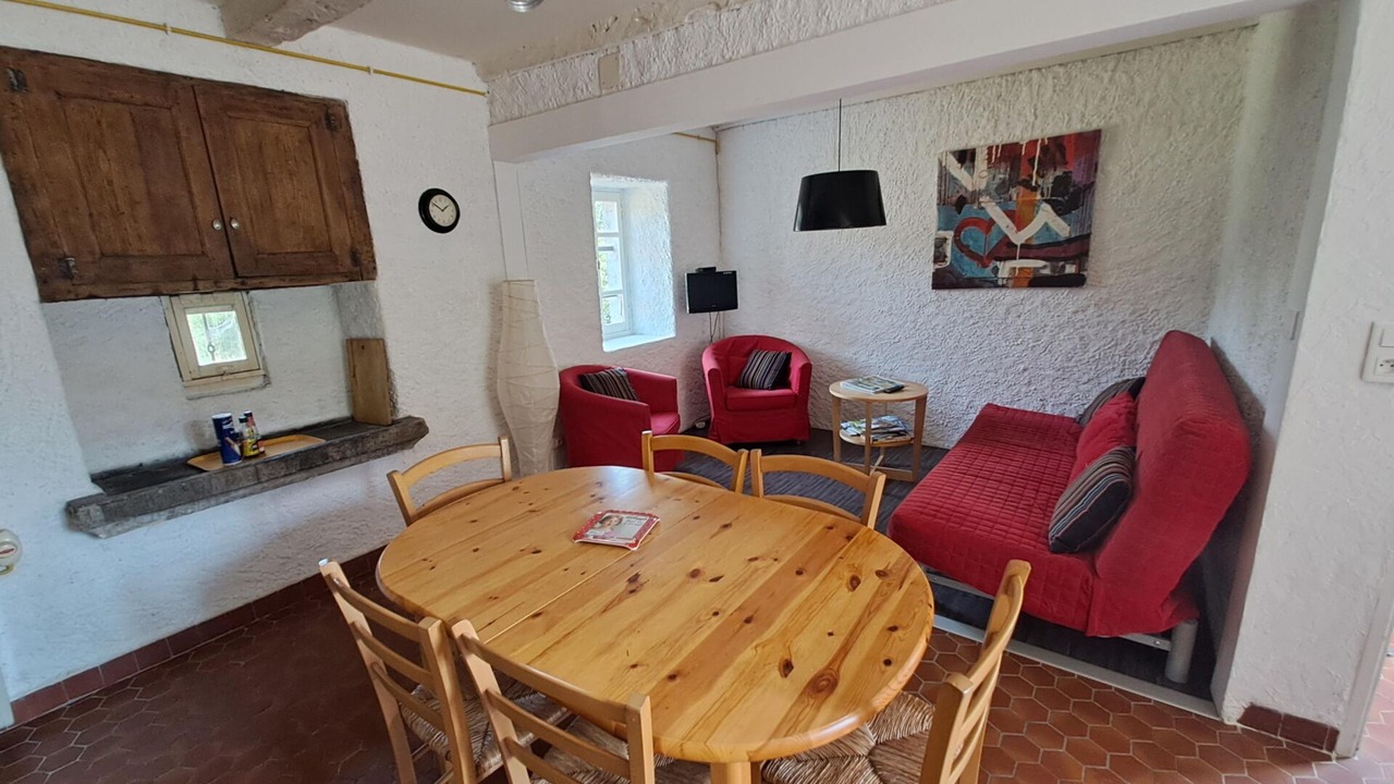 Photo of Others in Jouqueviel