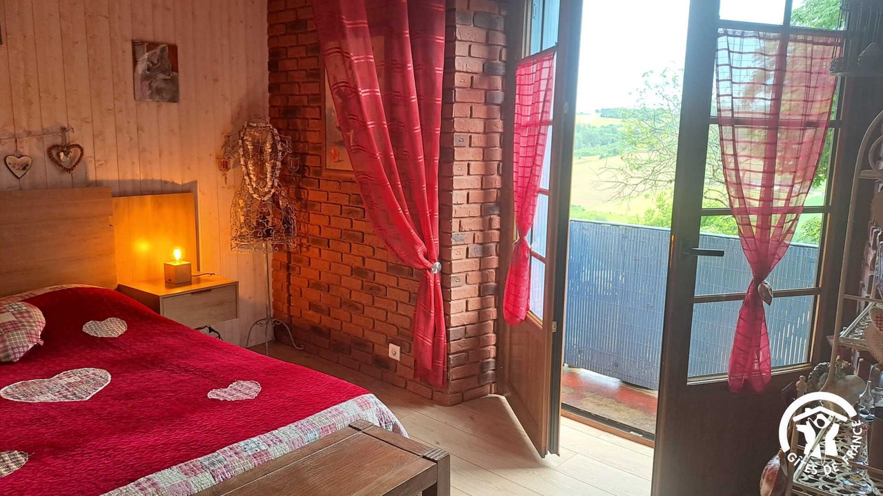 Photo of Bedroom in Cordes-sur-Ciel