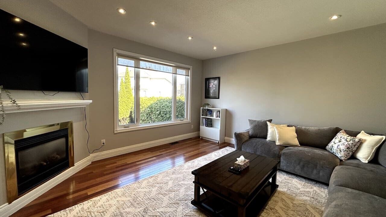 Photo of Livingroom in South March