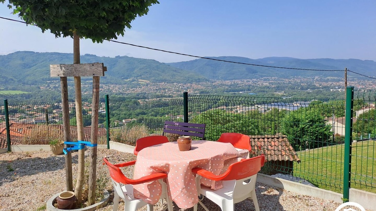 Photo of Outdoor in Pont-de-Larn