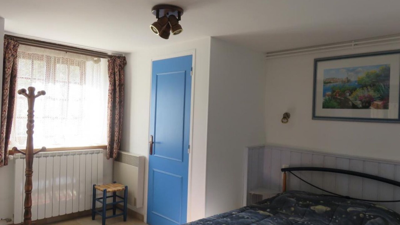 Photo of Bedroom in Curvalle