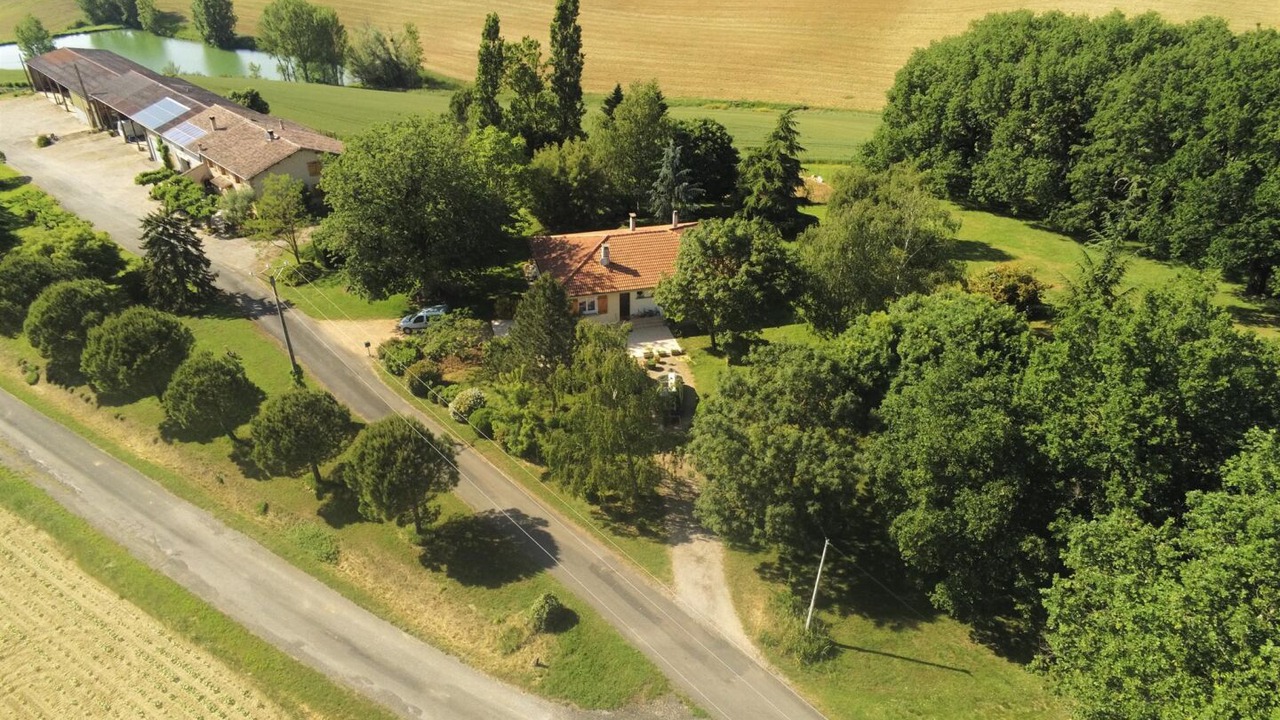 Photo of Outdoor in Montvalen