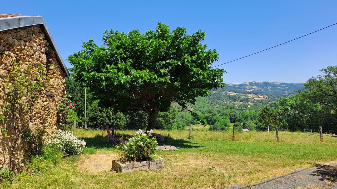 Photo of Outdoor in Martrin