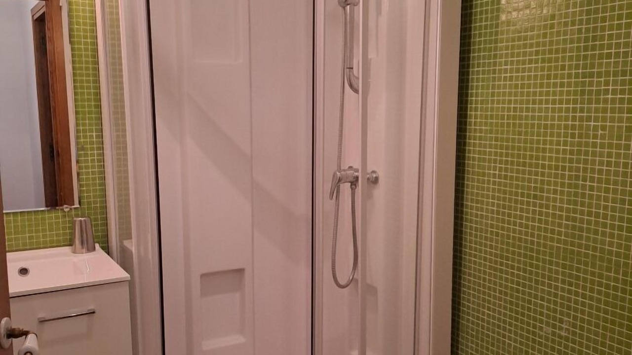 Photo of Bathroom in Puylaurens