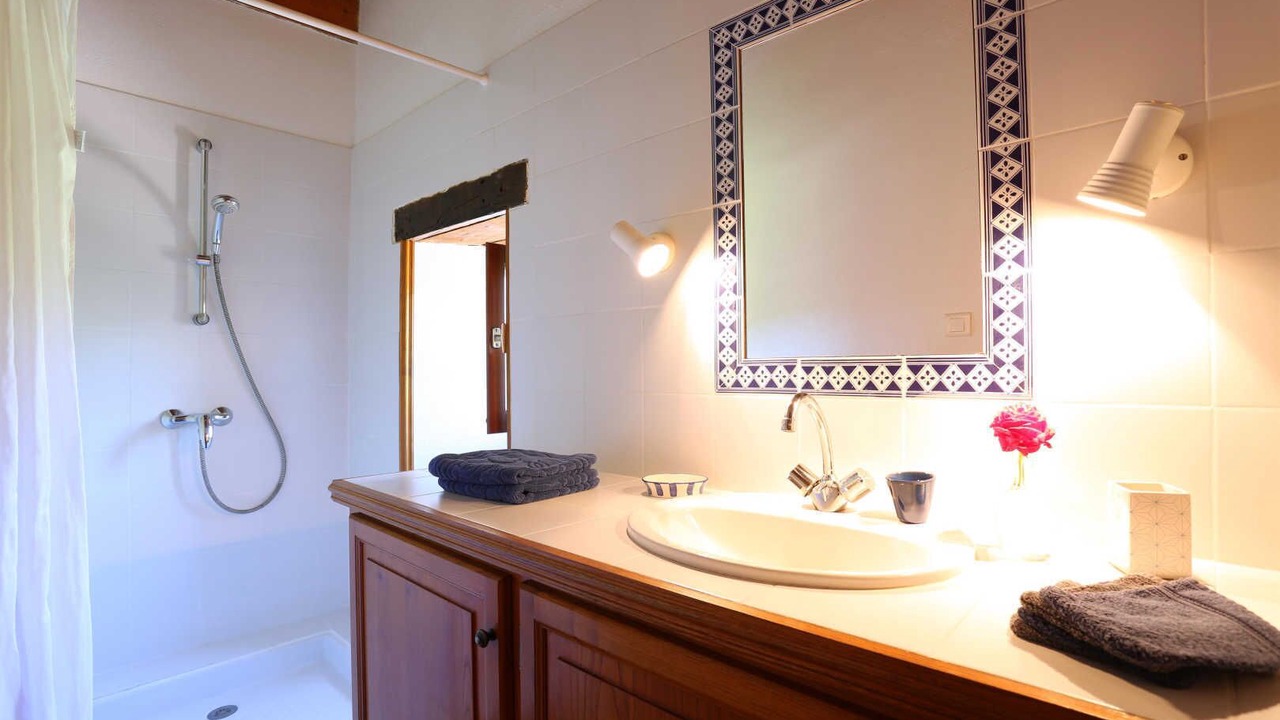 Photo of Bathroom in Vaour