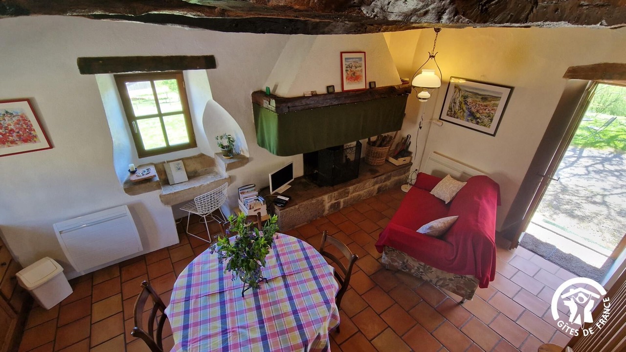 Photo of Livingroom in Vaour